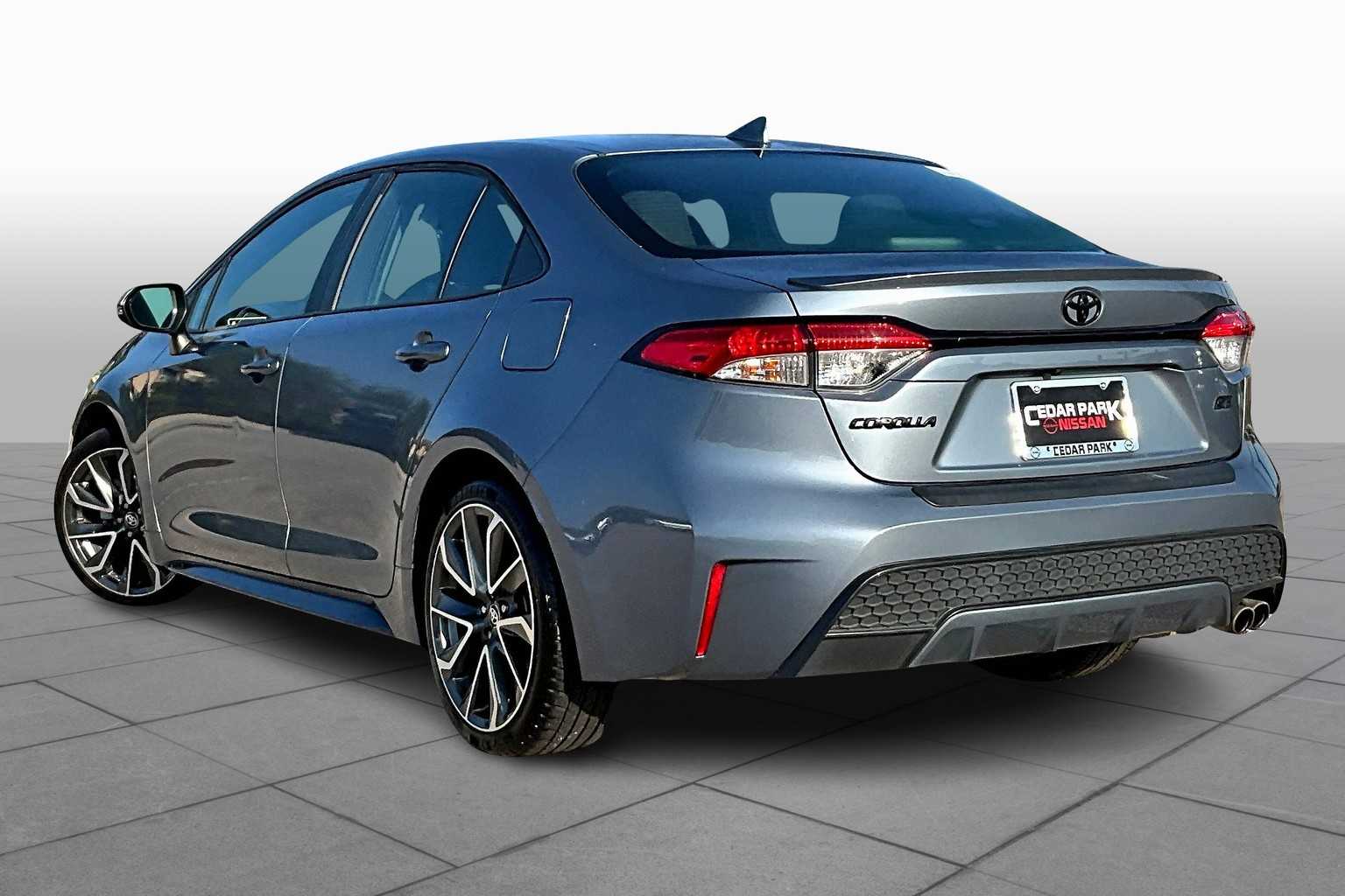 2022 Toyota Corolla SE photo 11