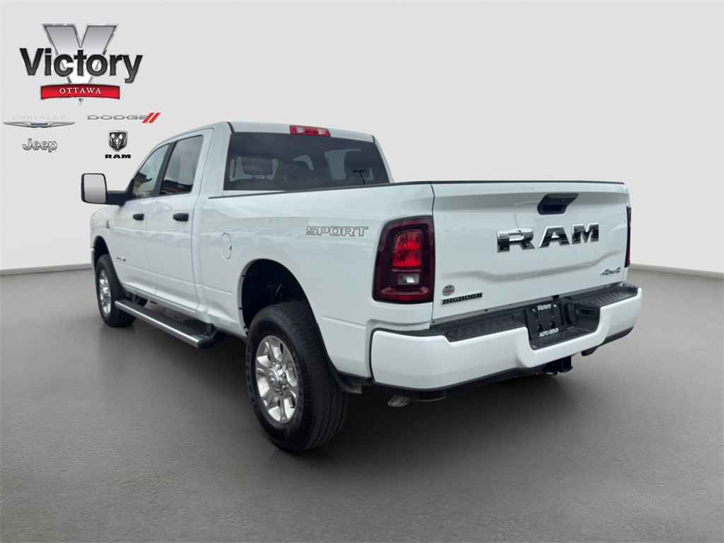 2025 Ram 2500 Big Horn photo 4