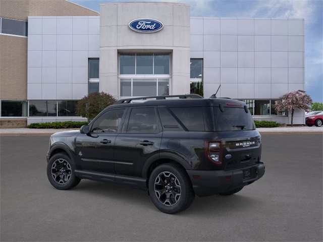 2025 Ford Bronco Sport Outer Banks photo 2