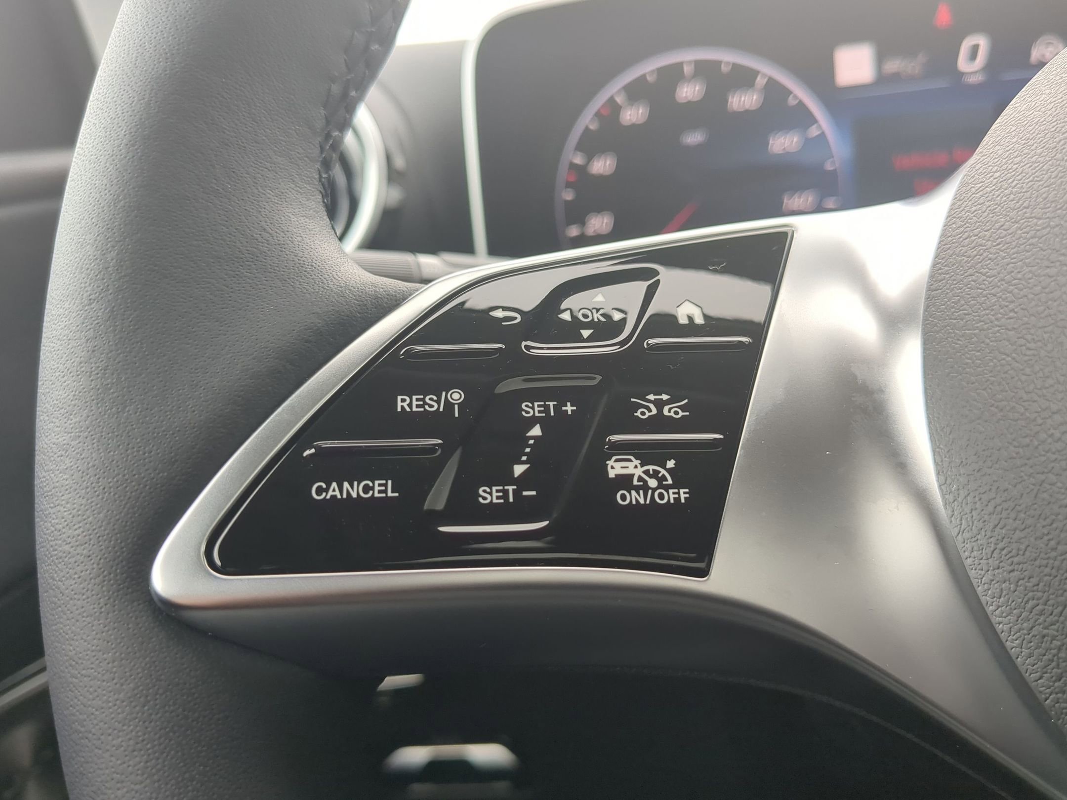 2026 Mercedes Benz GLC 350e 4MATIC photo 16