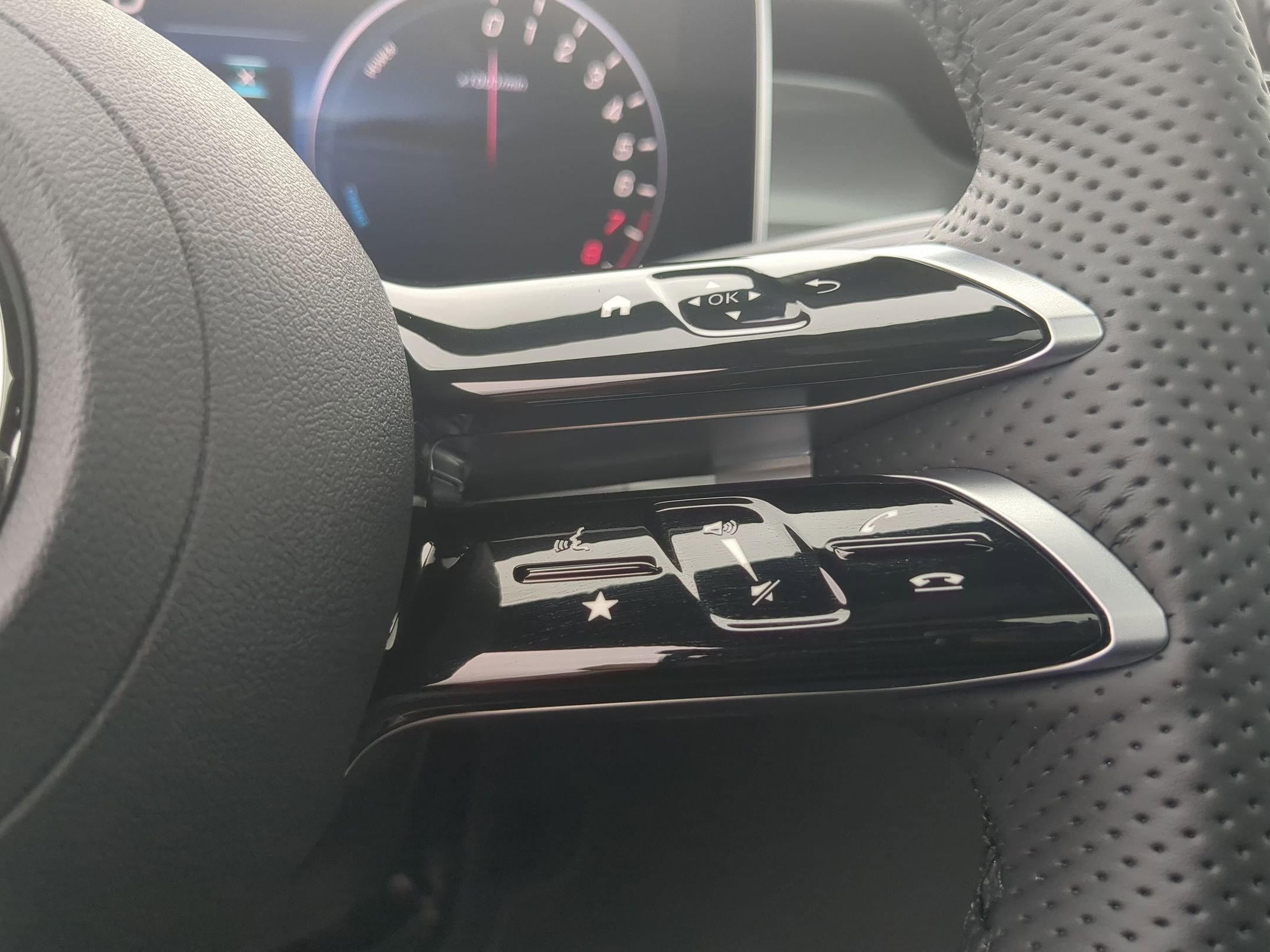2026 Mercedes Benz GLC 350e 4MATIC photo 15