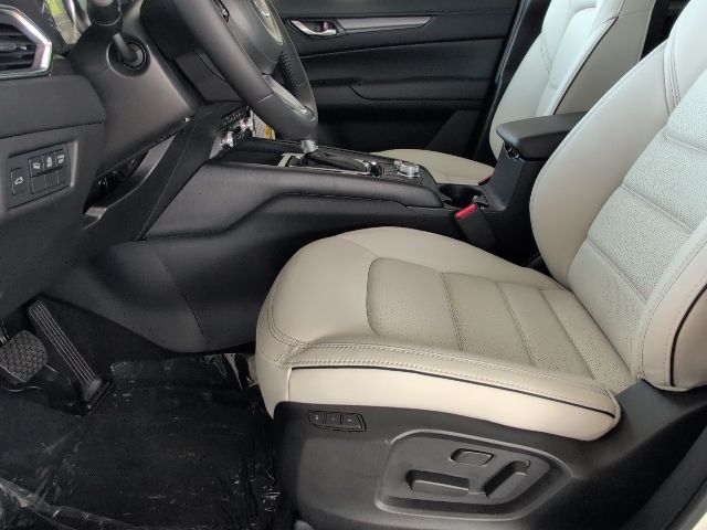 2025 Mazda CX-5 2.5 S Preferred photo 18