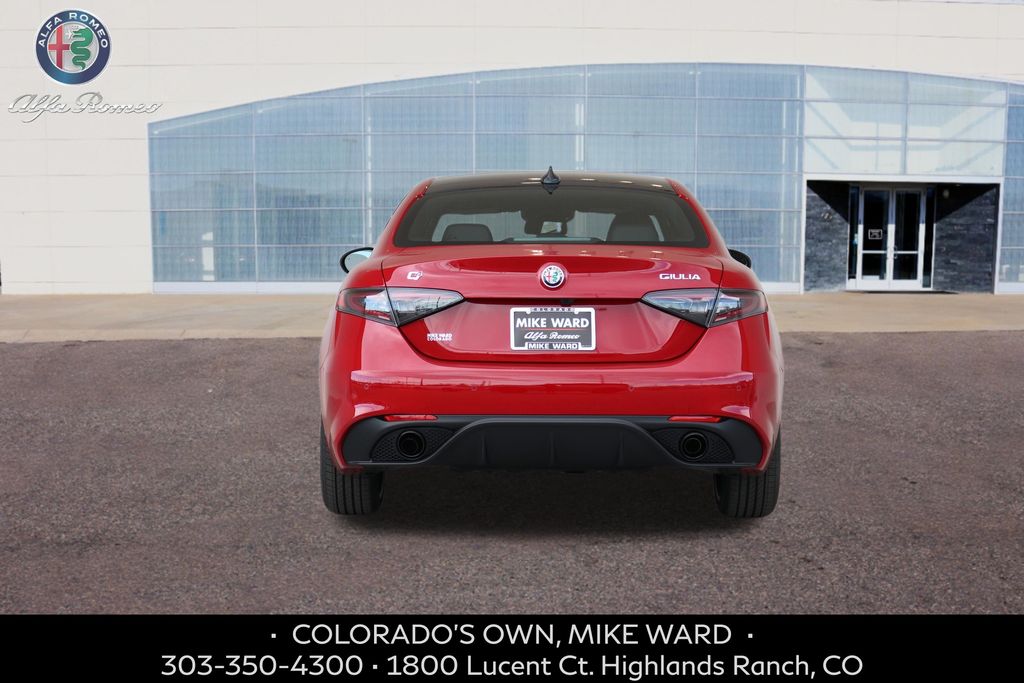 2025 Alfa Romeo Giulia SPRINT photo 3