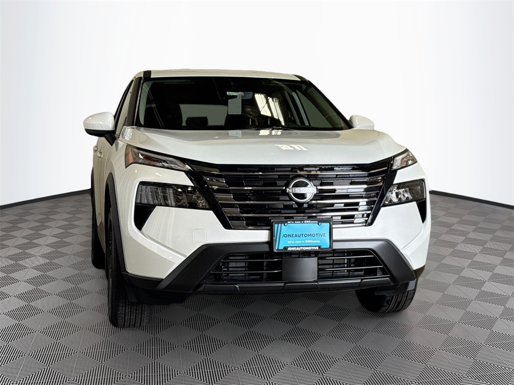 2026 Nissan Rogue SV photo 2