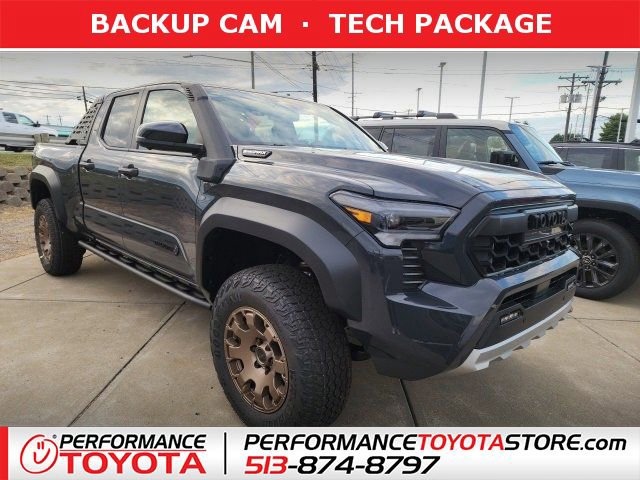 2025 Toyota Tacoma Trailhunter's photo