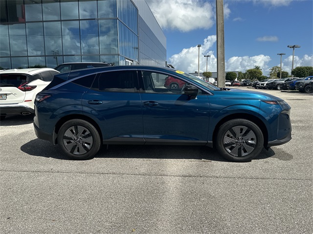 2025 Nissan Murano SL photo 3