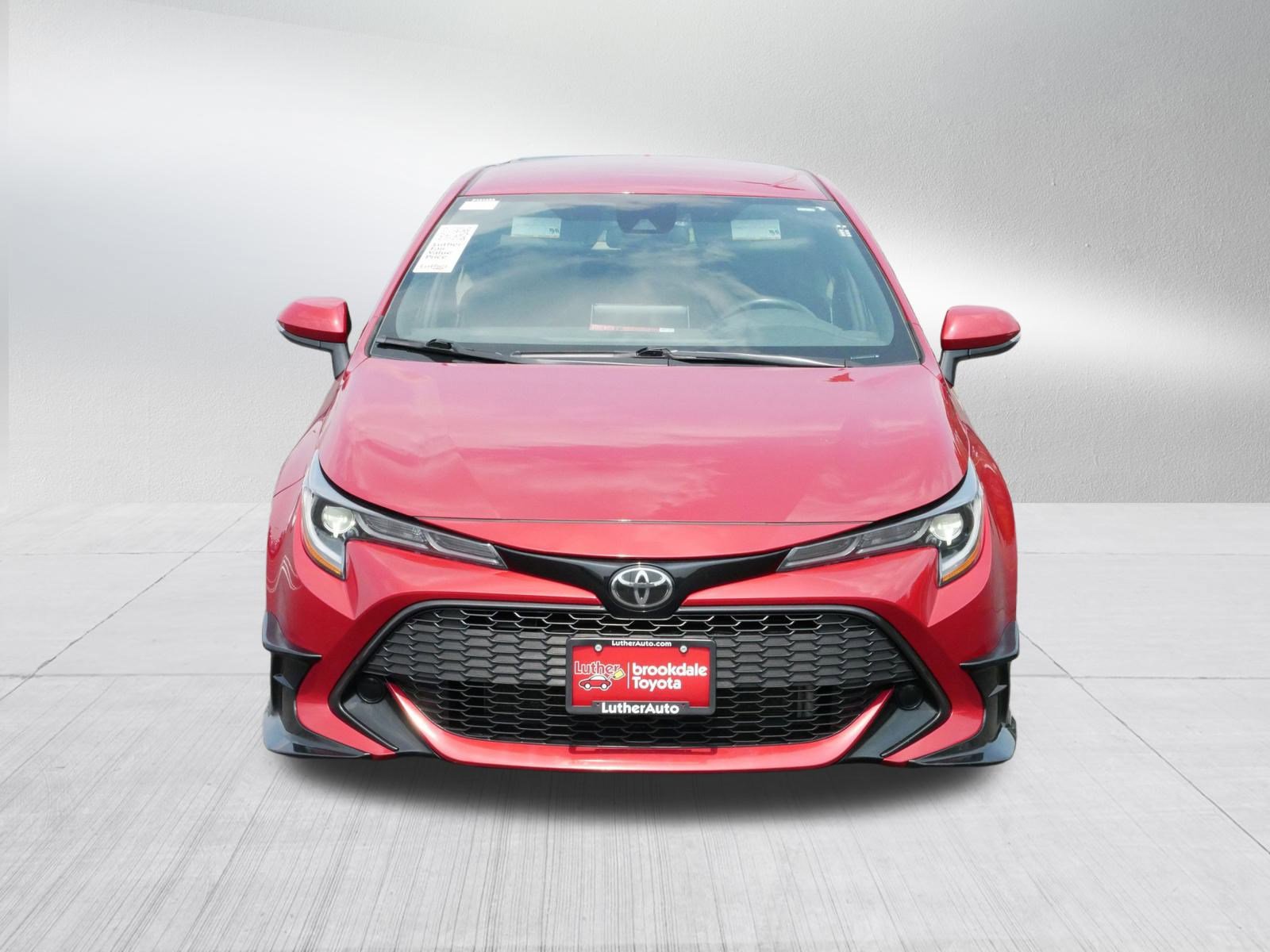 Used 2021 Toyota Corolla Hatchback SE with VIN JTND4MBE5M3109687 for sale in Brooklyn Center, Minnesota