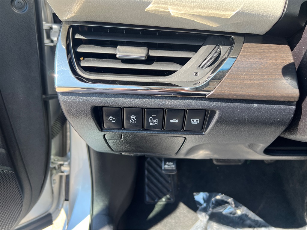2018 Toyota Avalon Hybrid Limited photo 17