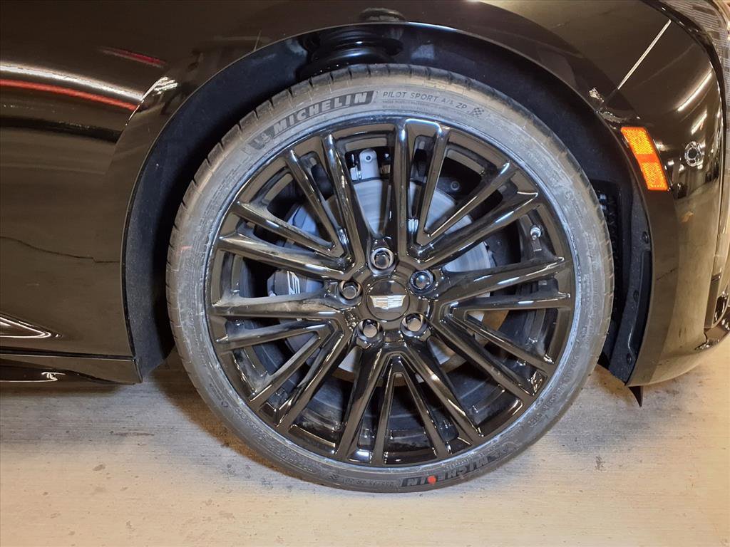 2026 Cadillac CT5 V photo 4