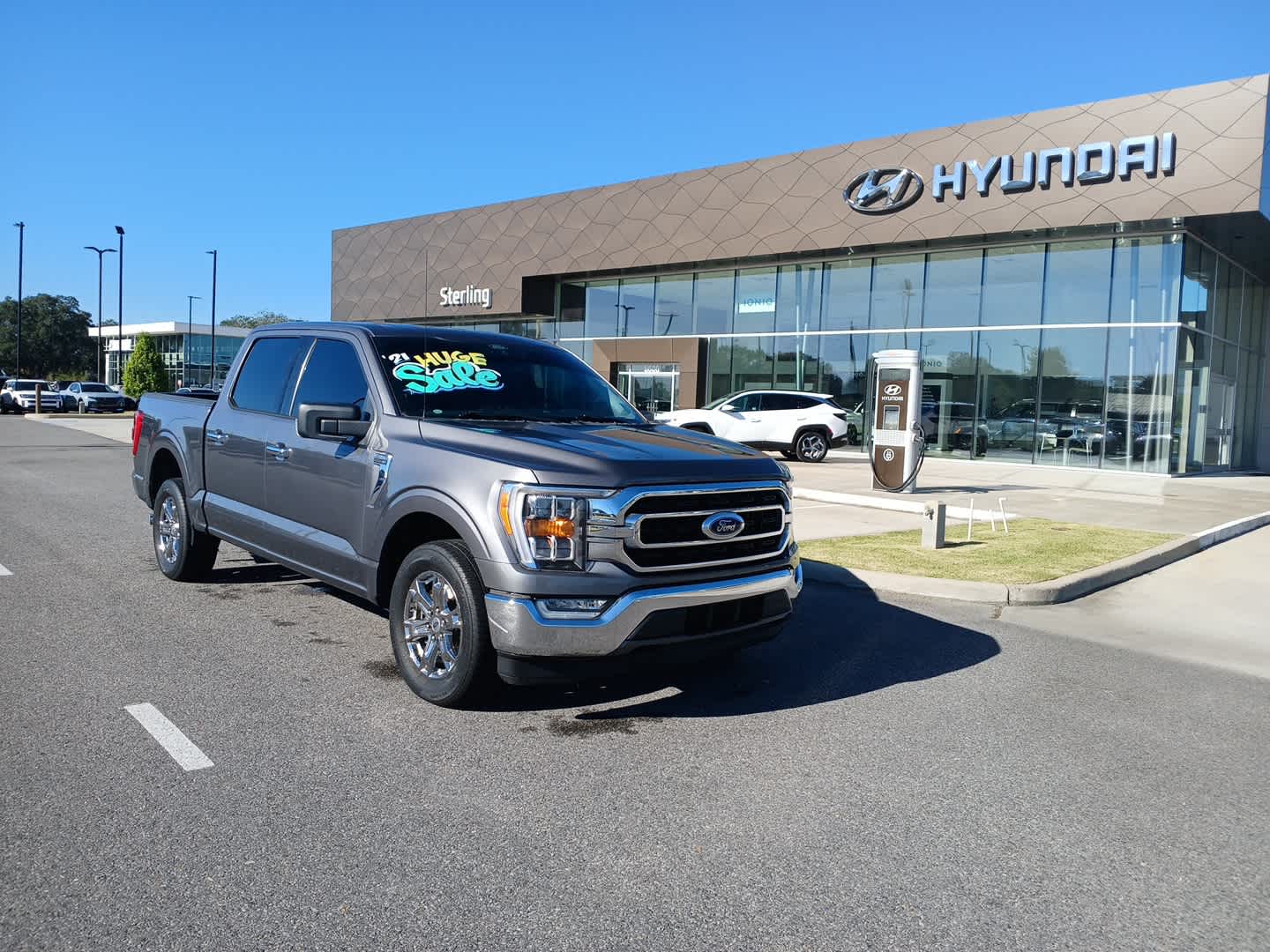 2021 Ford F-150 XLT's photo