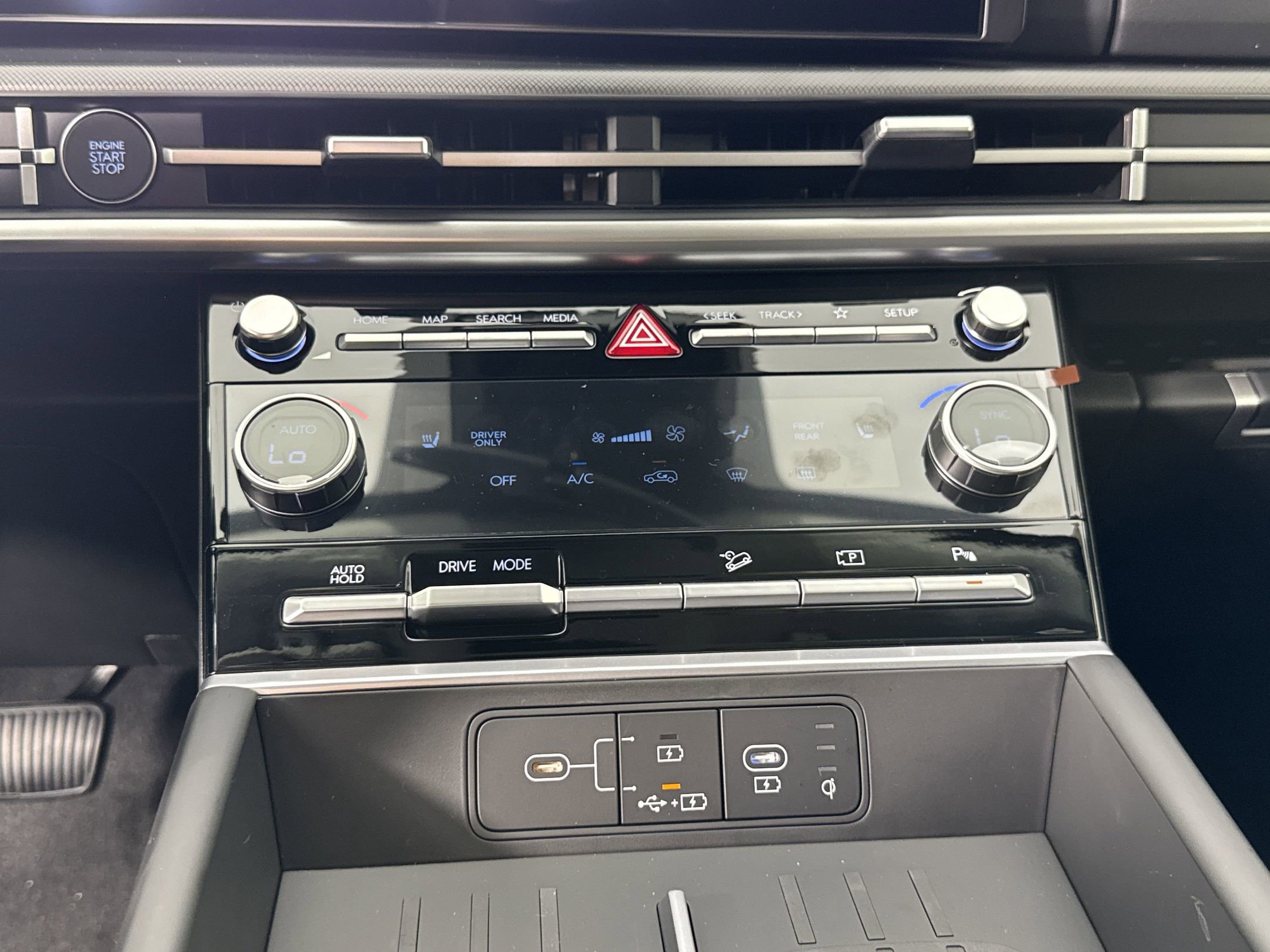 2026 Hyundai Santa Fe SEL photo 29