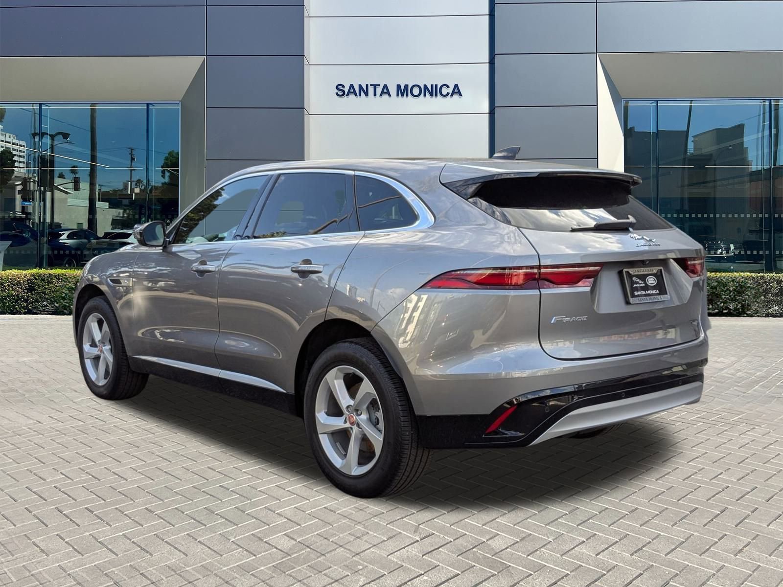 2023 Jaguar F-PACE P250 S photo 7