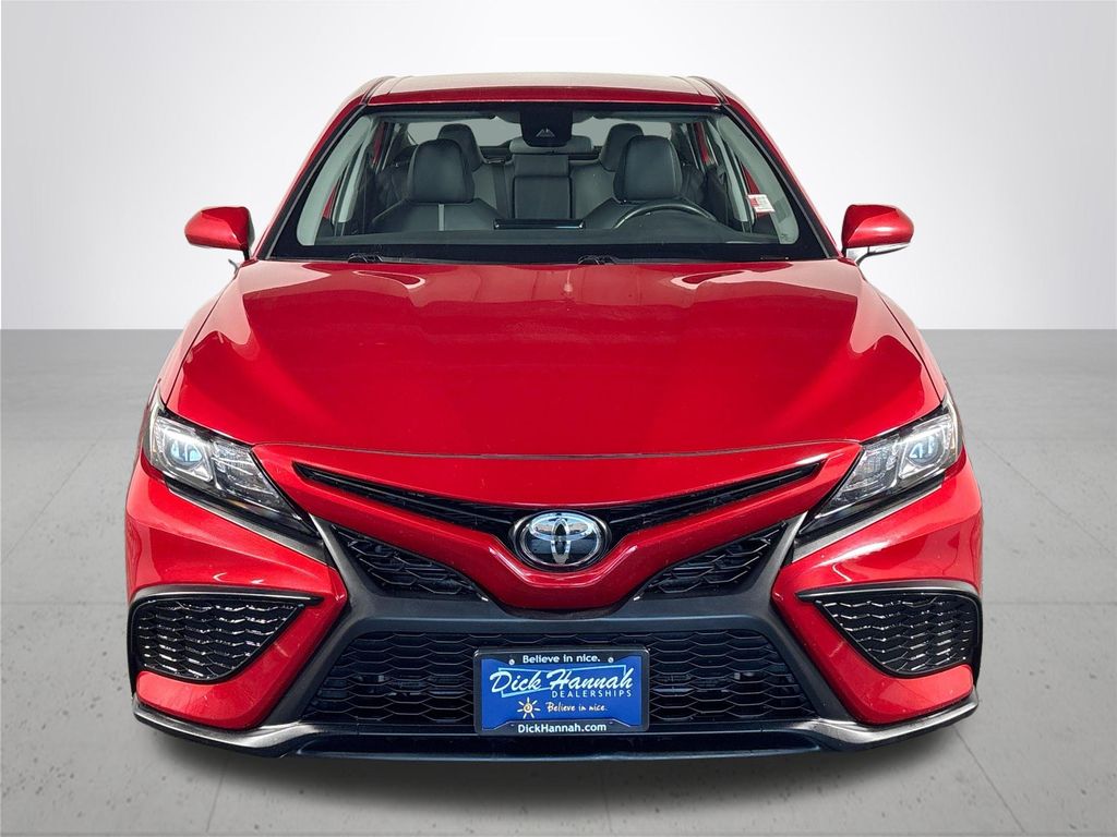 2024 Toyota Camry SE photo 3