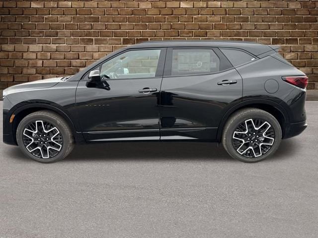 2026 Chevrolet Blazer RS photo 2