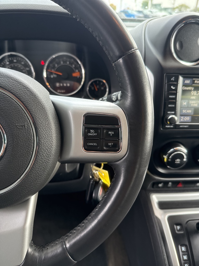 2017 Jeep Compass Latitude High Altitude photo 31