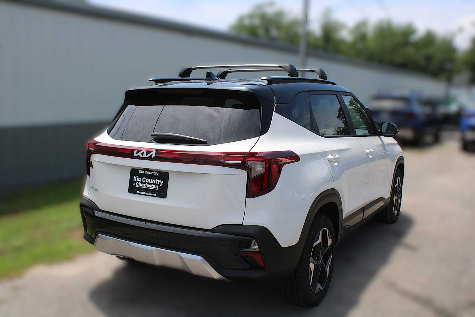 2025 Kia Seltos S photo 11