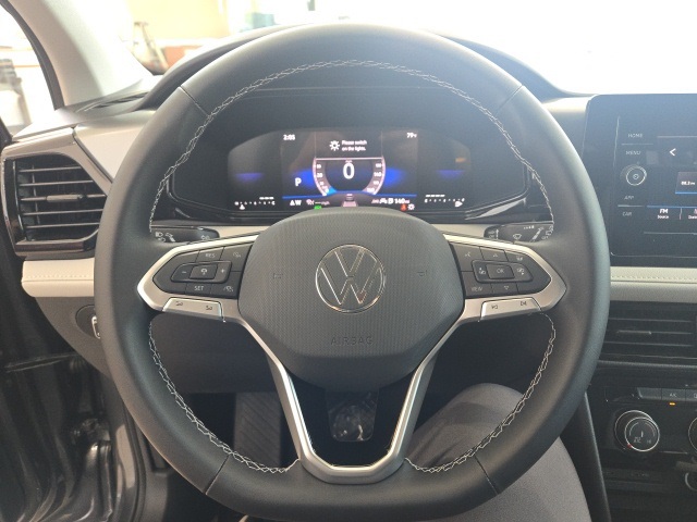 2025 Volkswagen Taos S photo 16