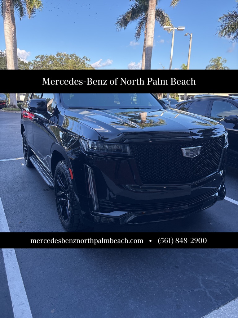 2022 Cadillac Escalade Sport's photo