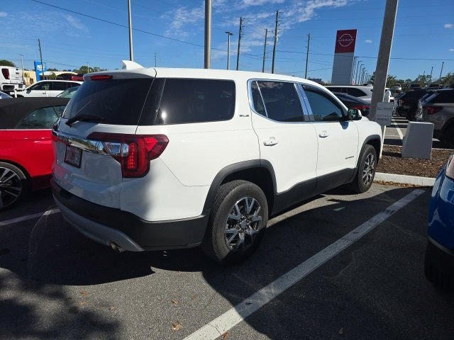 2020 Gmc Acadia SLE photo 3