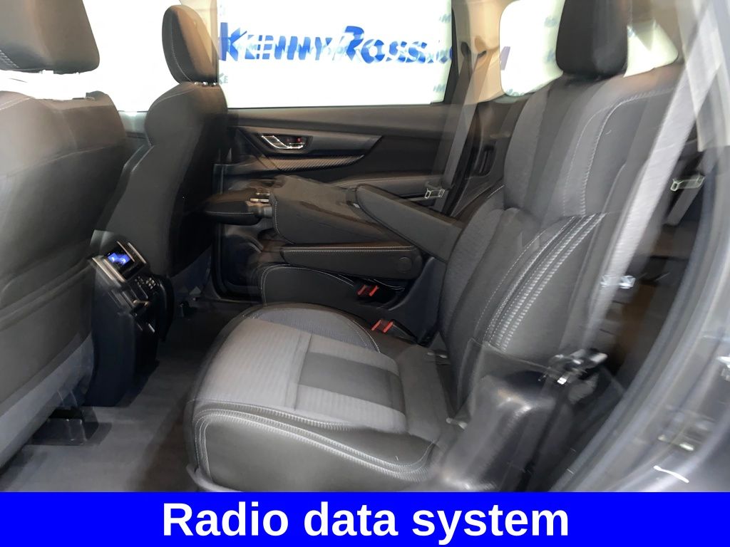 2024 Subaru Ascent Premium photo 3