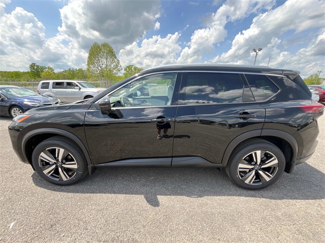 2025 Nissan Rogue SL photo 4