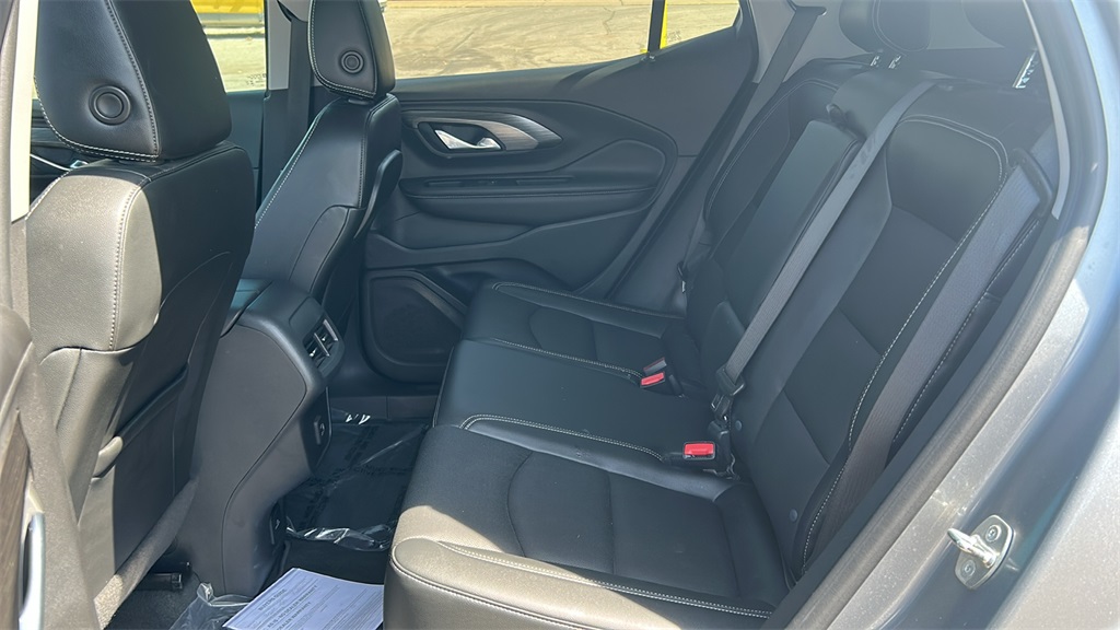 2023 Gmc Terrain SLT photo 26