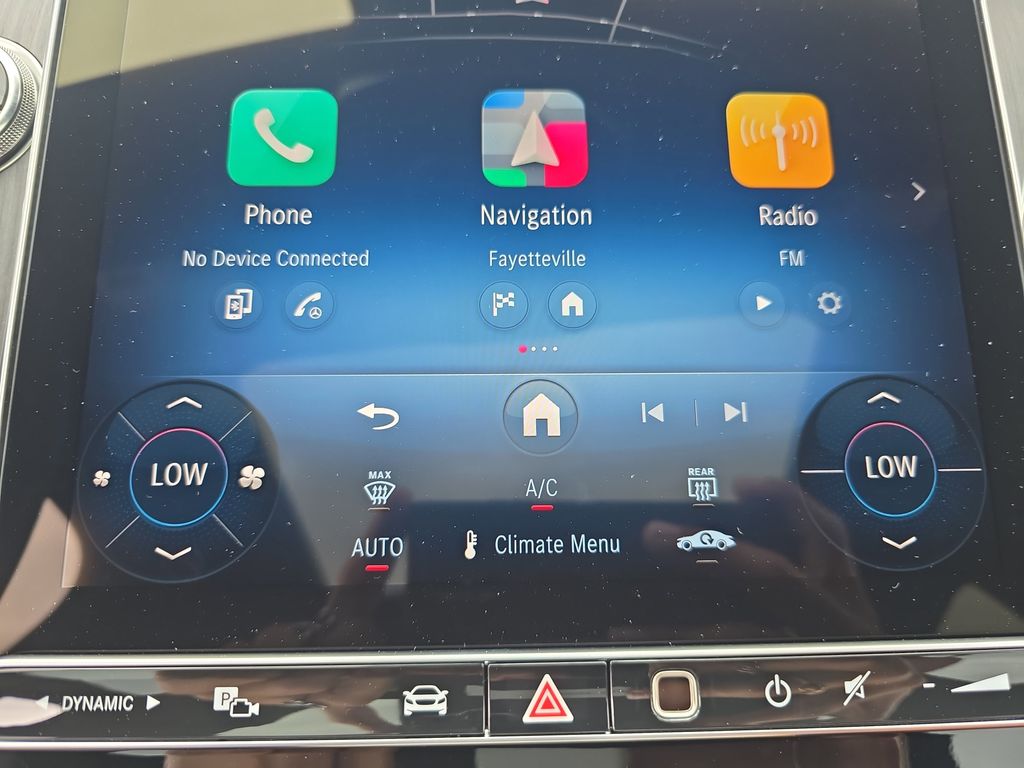 2025 Mercedes Benz GLC 300 photo 19