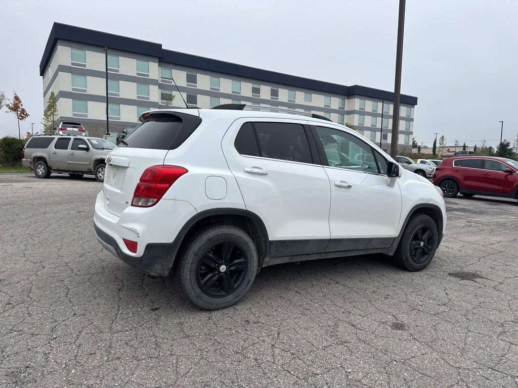 2018 Chevrolet Trax LT photo 17