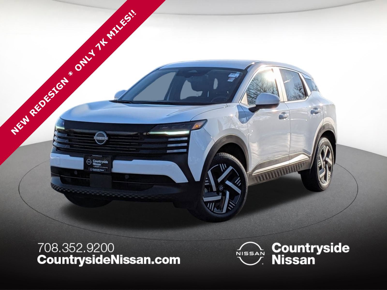 2025 Nissan Kicks SV's photo