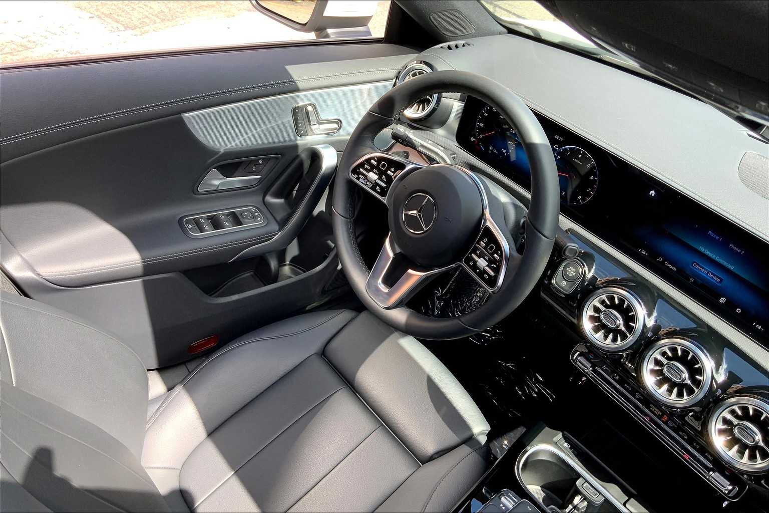 2023 Mercedes Benz CLA 250 photo 31