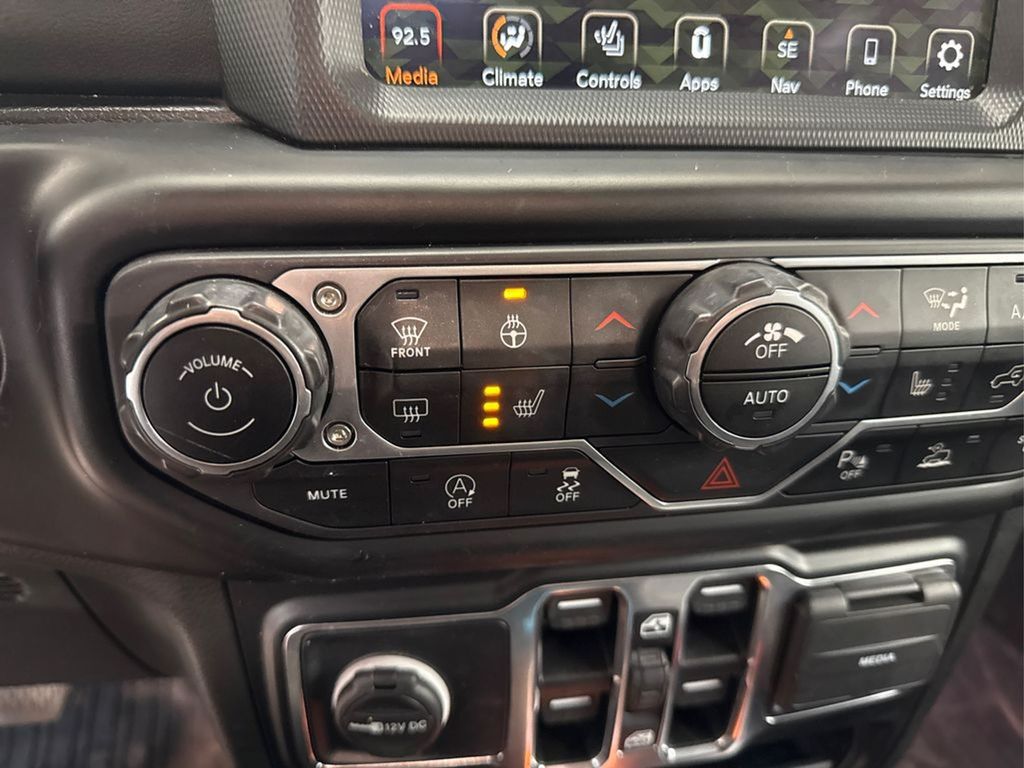 2022 Jeep Gladiator High Altitude photo 29