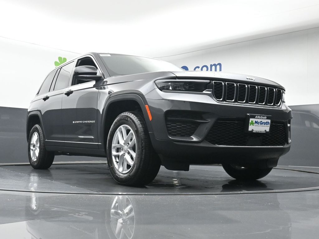 2025 Jeep Grand Cherokee Laredo X photo 23