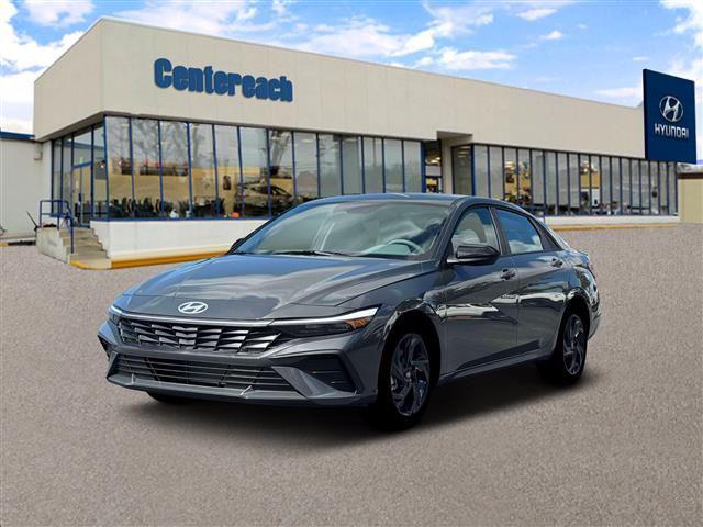 2026 Hyundai Elantra SEL's photo