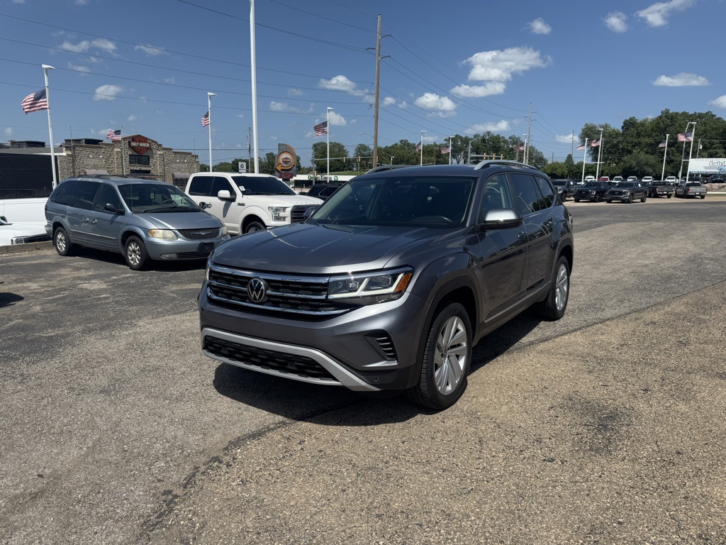 2021 Volkswagen Atlas SEL photo 3