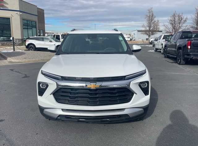 2025 Chevrolet Trailblazer LT photo 8