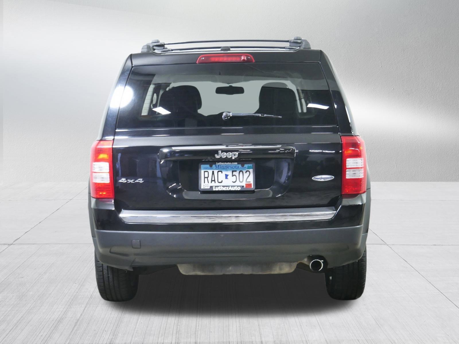 2016 Jeep Patriot High Altitude Altitude Edition photo 6