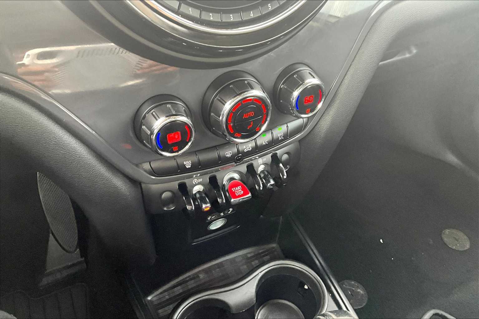 2017 Mini Countryman photo 32