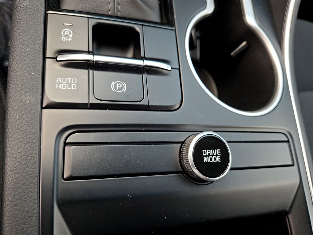 2021 Kia K5 LX photo 23
