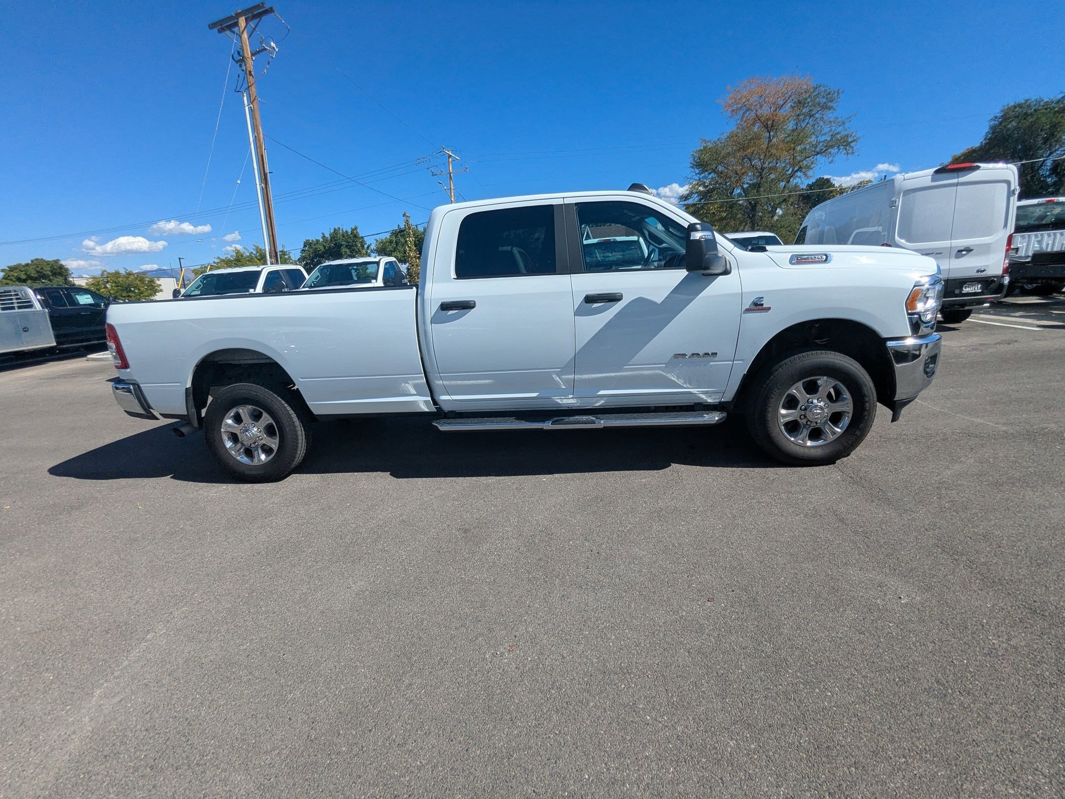 3C6UR5JL1RG304001