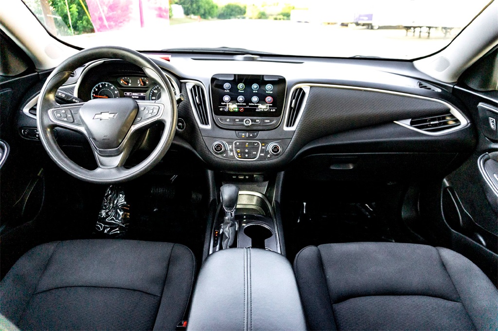 2022 Chevrolet Malibu 1LT photo 28