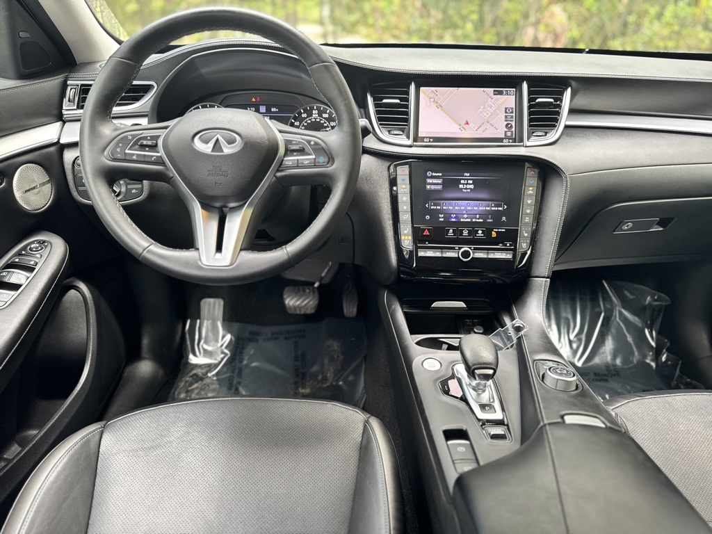 2022 Infiniti QX50 Essential photo 14