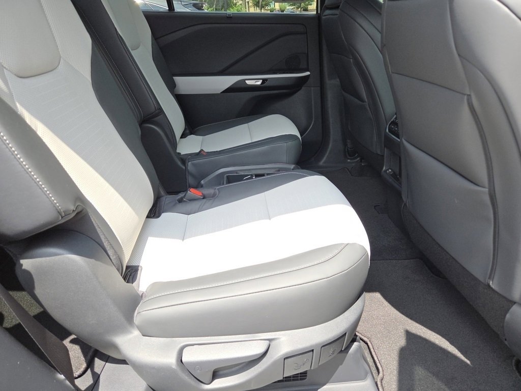 2025 Lexus TX 500h F SPORT Performance Premium photo 4