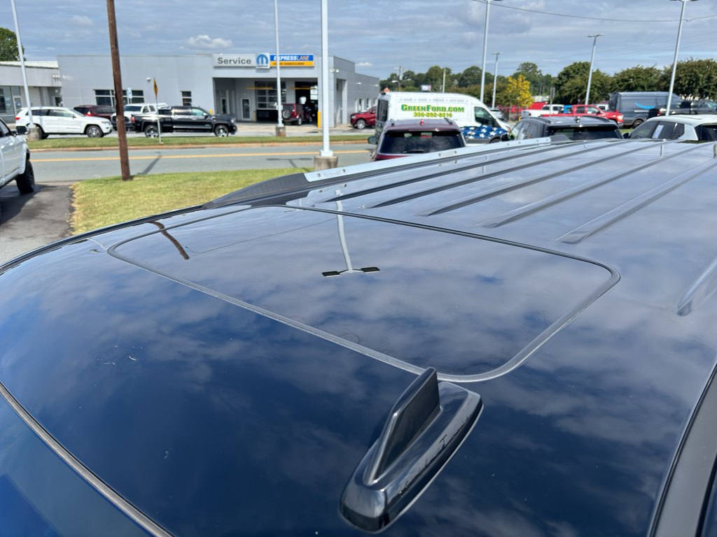 2019 Gmc Yukon XL Denali photo 2