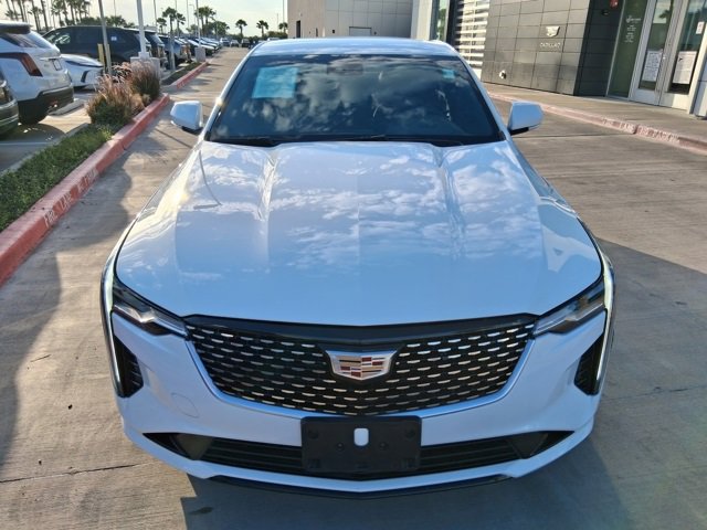 2023 Cadillac CT4 Luxury photo 2