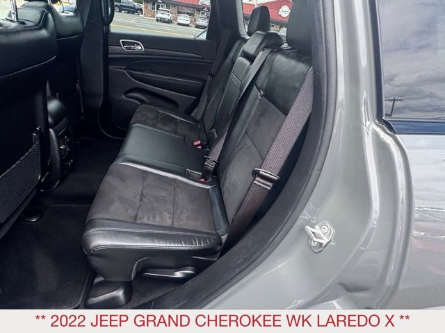 2022 Jeep Cherokee Laredo X photo 12
