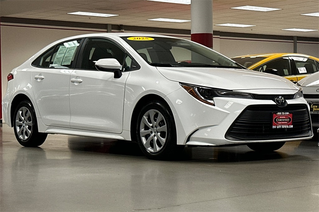 Certified 2025 Toyota Corolla LE with VIN 5YFB4MDE3SP292598 for sale in Kansas City