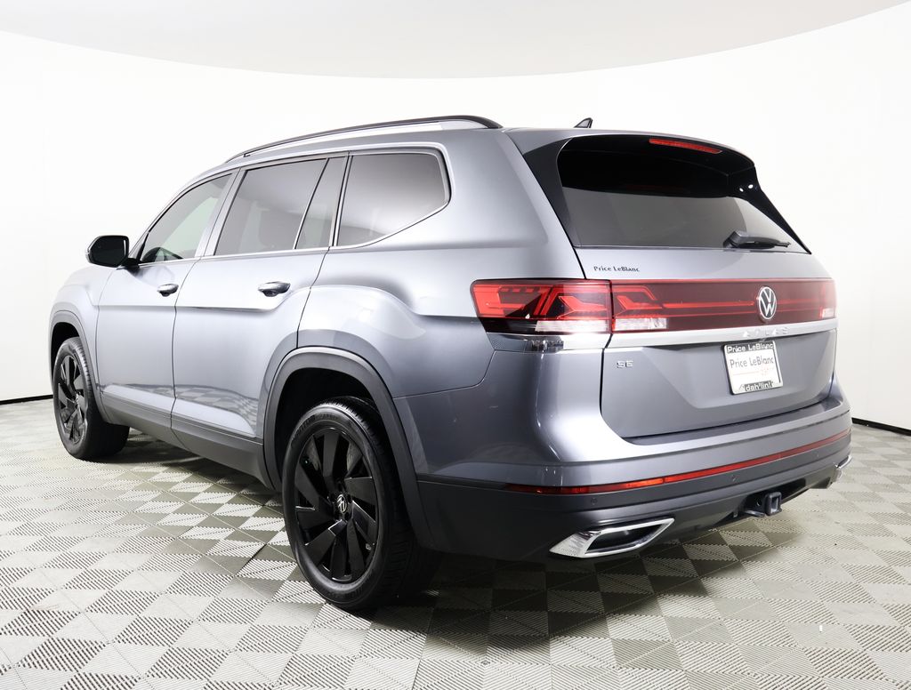 2024 Volkswagen Atlas SE Technology photo 4