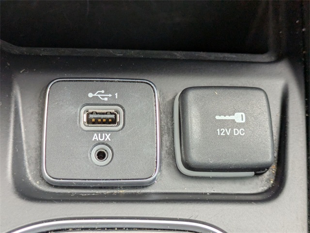 2023 Jeep Cherokee Altitude photo 19