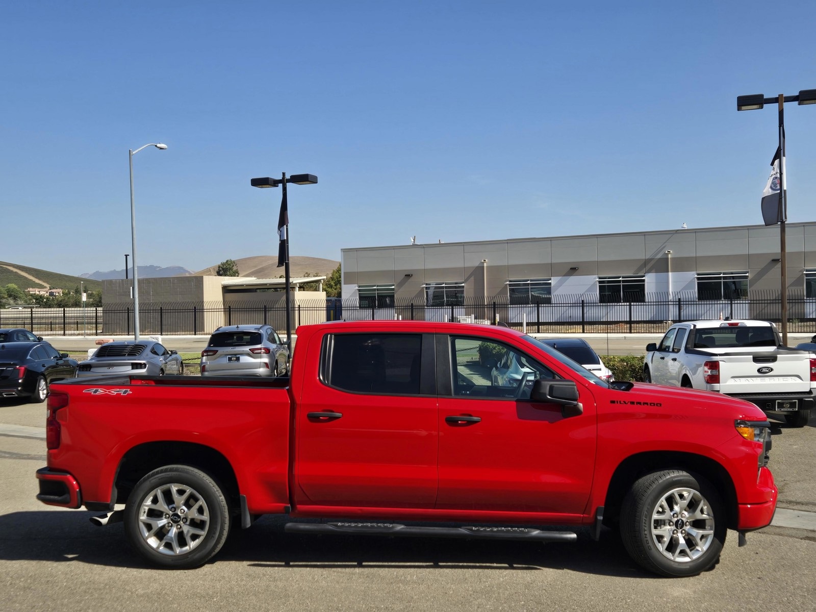 2023 Chevrolet Silverado 1500 Custom photo 3