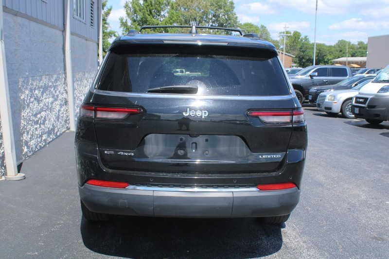 2022 Jeep Grand Cherokee Limited photo 4